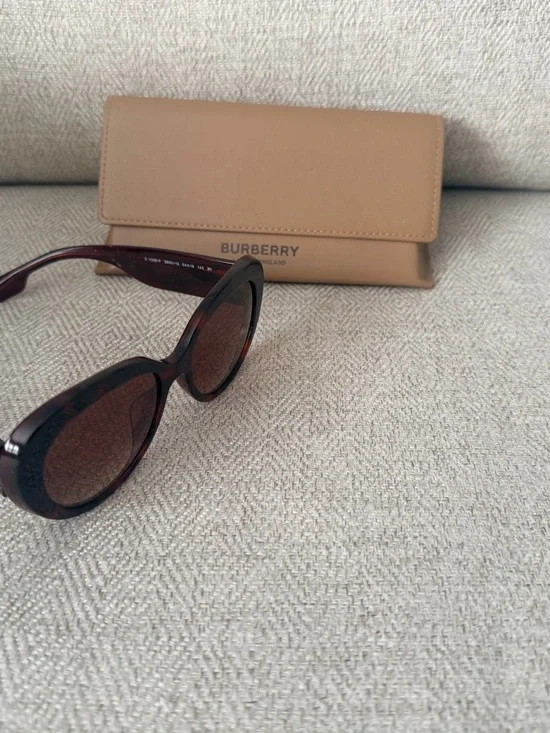 Burberry Cat Eye Sunglasses - Picture 5 of 5